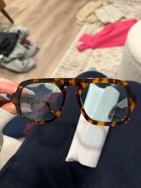 Tortoiseshell Square Frame Women's Sunglasses - Brown